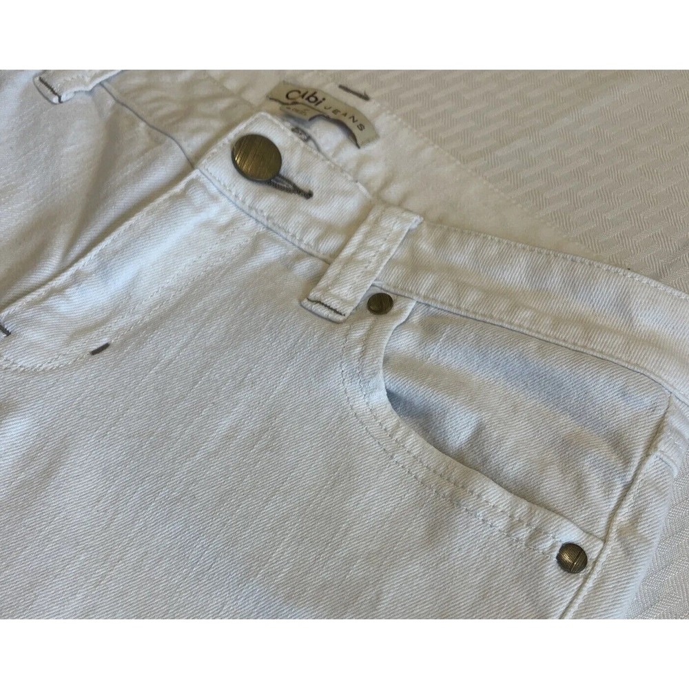 Women’s White Ivory Stretch Jeans Denim Zip Style 336 Size 6 Embroidered Pockets